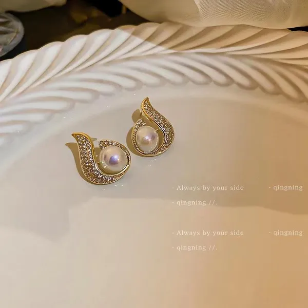 White_Stainless_Steel_Alloy_Earrings_For_Women