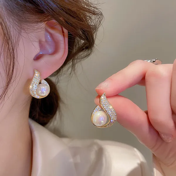 White_Stainless_Steel_Alloy_Earrings_For_Women