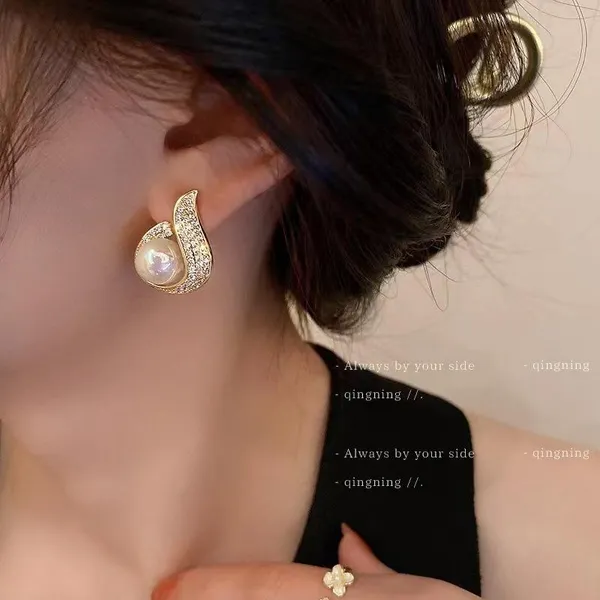 White_Stainless_Steel_Alloy_Earrings_For_Women