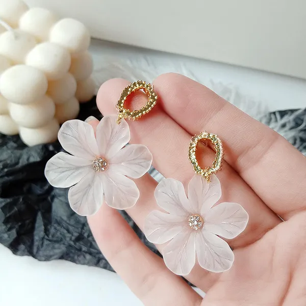 White_Stainless_Steel_Alloy_Earrings_For_Women