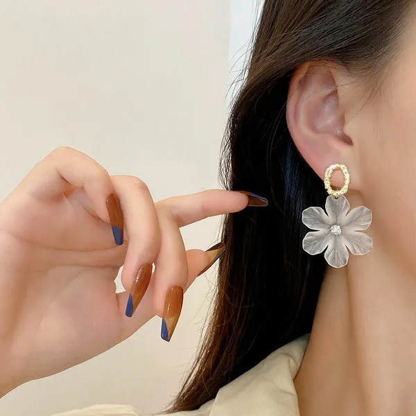 White_Stainless_Steel_Alloy_Earrings_For_Women
