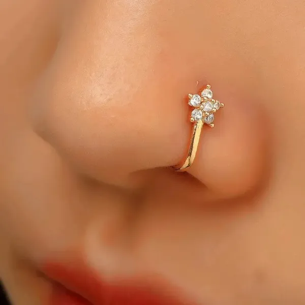 Gold_Stainless_Steel_Alloy_Nosepin_For_Women