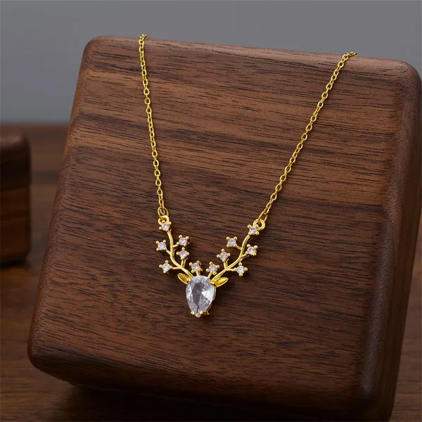 Gold_Stainless_Steel_Alloy_Necklace_For_Women