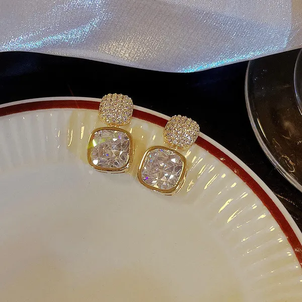 Gold_Stainless_Steel_Alloy_Earrings_For_Women