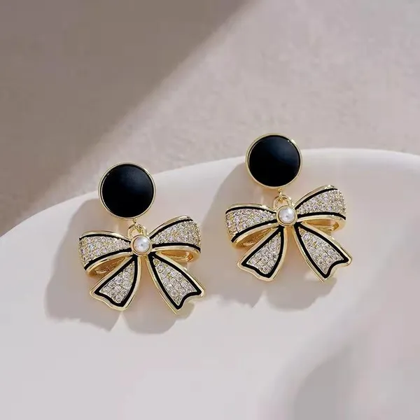 Black_Stainless_Steel_Alloy_Earrings_For_Women