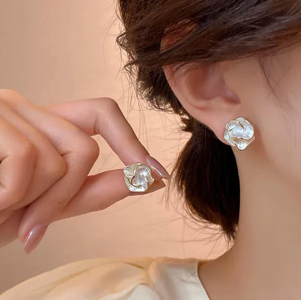 Gold_Stainless_Steel_Alloy_Earrings_For_Women