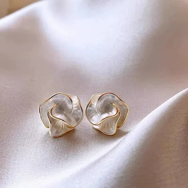 Gold_Stainless_Steel_Alloy_Earrings_For_Women