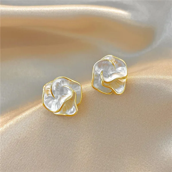 Gold_Stainless_Steel_Alloy_Earrings_For_Women