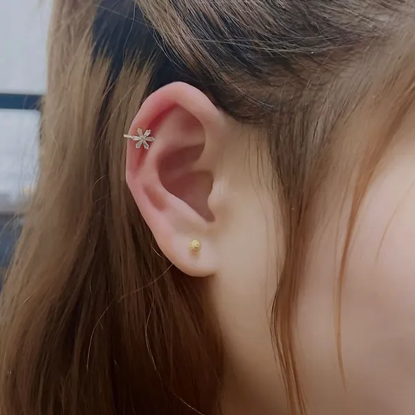 Gold_Stainless_Steel_Alloy_Nosepin_For_Women