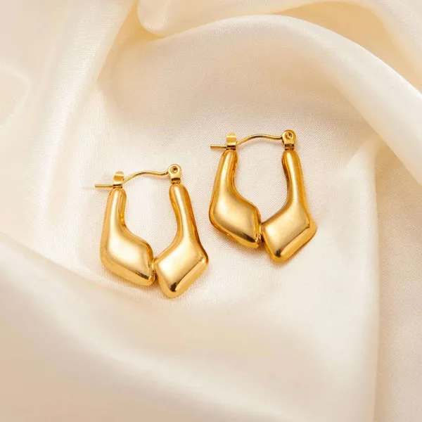 Gold_Stainless_Steel_Alloy_Jewellery_Combo_For_Women_Set_Of_10
