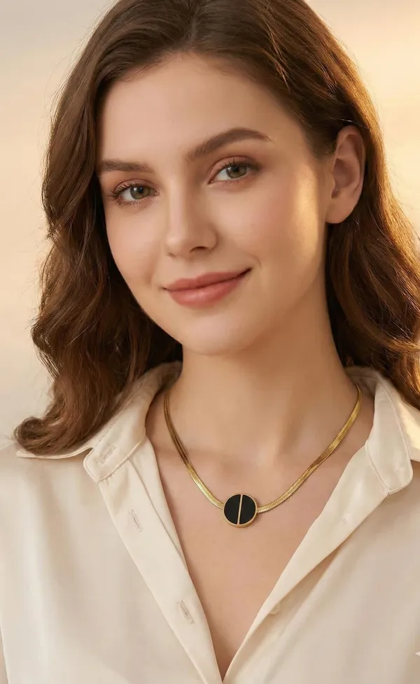 Gold_Stainless_Steel_Alloy_Necklace_For_Women