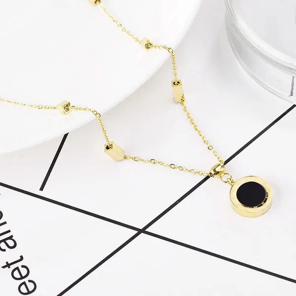 Gold_Stainless_Steel_Alloy_Necklace_For_Women