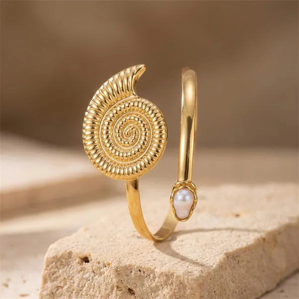 Gold_Stainless_Steel_Alloy_Armlets_For_Women