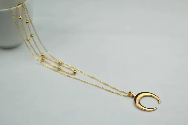 Gold_Stainless_Steel_Alloy_Necklace_For_Women