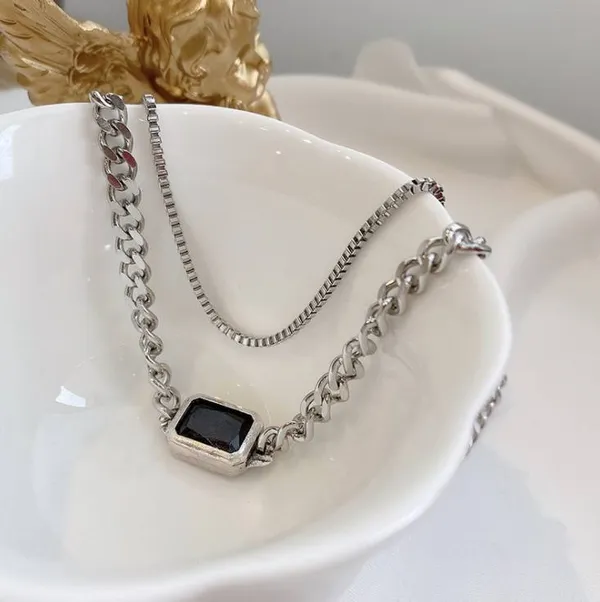 Silver_Stainless_Steel_Alloy_Necklace_For_Women