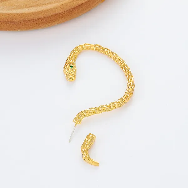 Gold_Stainless_Steel_Alloy_Earcuff_For_Women