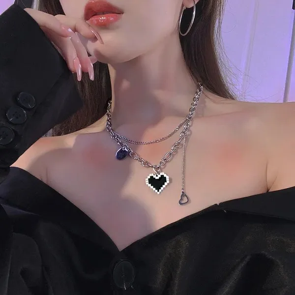 Black_Stainless_Steel_Alloy_Necklace_For_Women