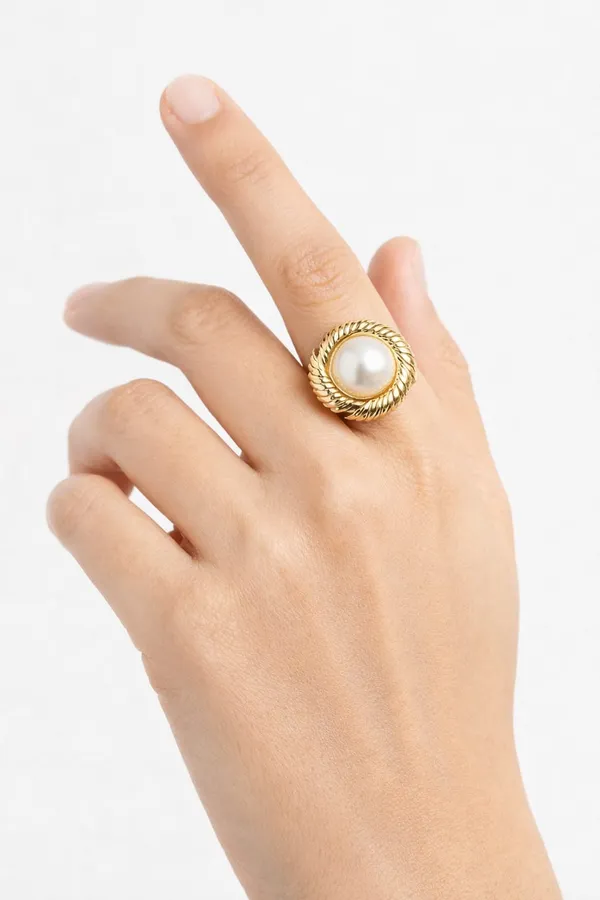 Gold_Stainless_Steel_Alloy_Ring_For_Women