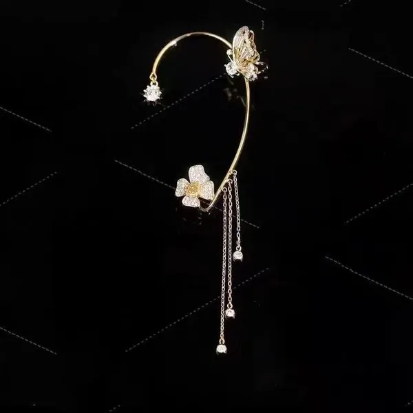 Gold_Stainless_Steel_Alloy_Earcuff_For_Women