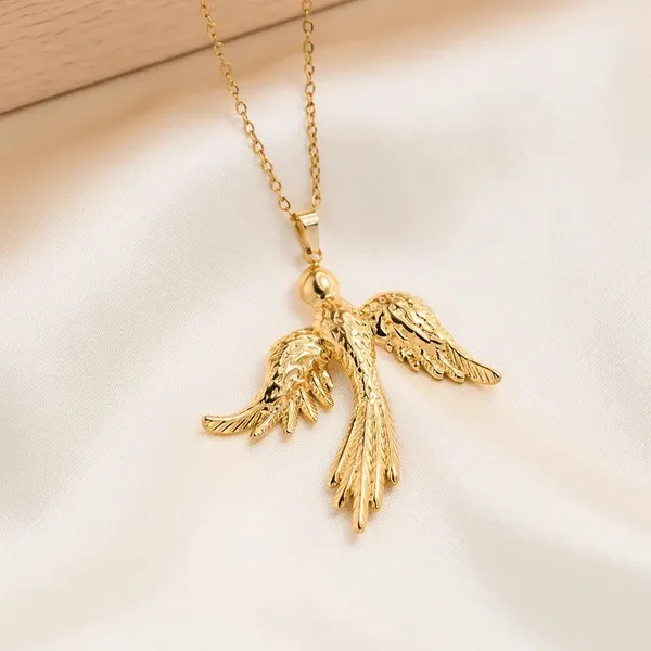 Gold_Stainless_Steel_Alloy_Necklace_For_Women