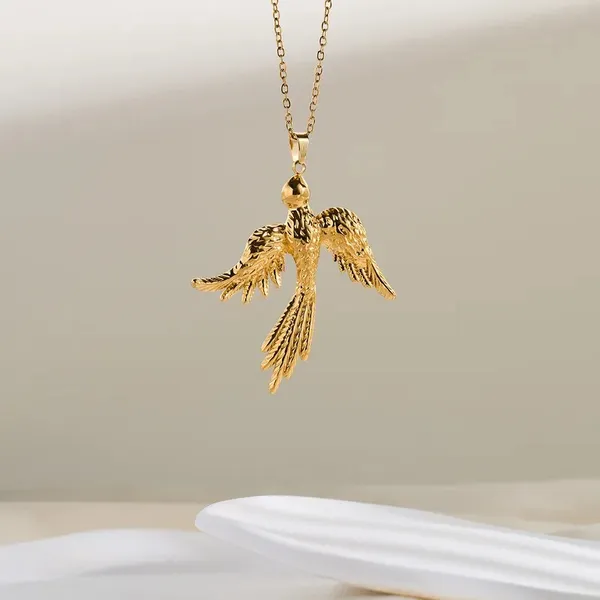Gold_Stainless_Steel_Alloy_Necklace_For_Women
