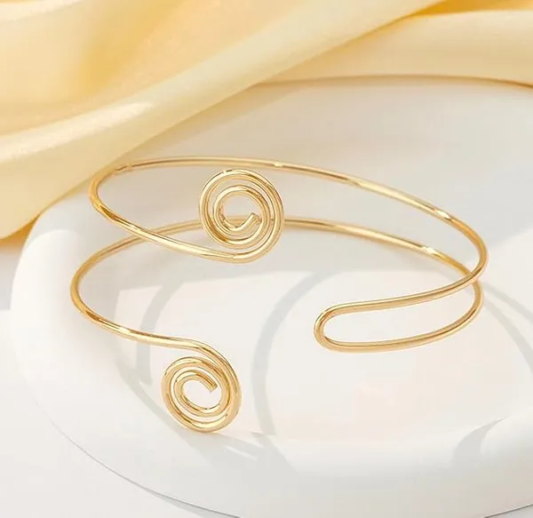 Gold_Stainless_Steel_Alloy_Armlets_For_Women
