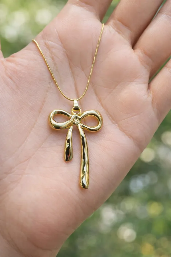 Gold_Stainless_Steel_Alloy_Necklace_For_Women