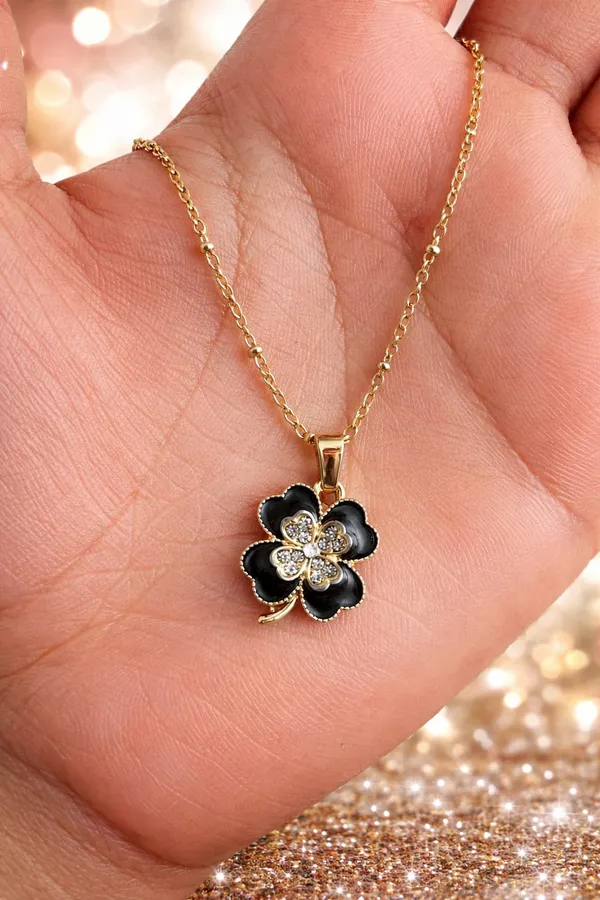 Black_And_Gold_Stainless_Steel_Alloy_Necklace_For_Women