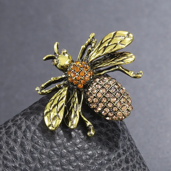 Gold_Stainless_Steel_Alloy_Brooch_For_Unisex