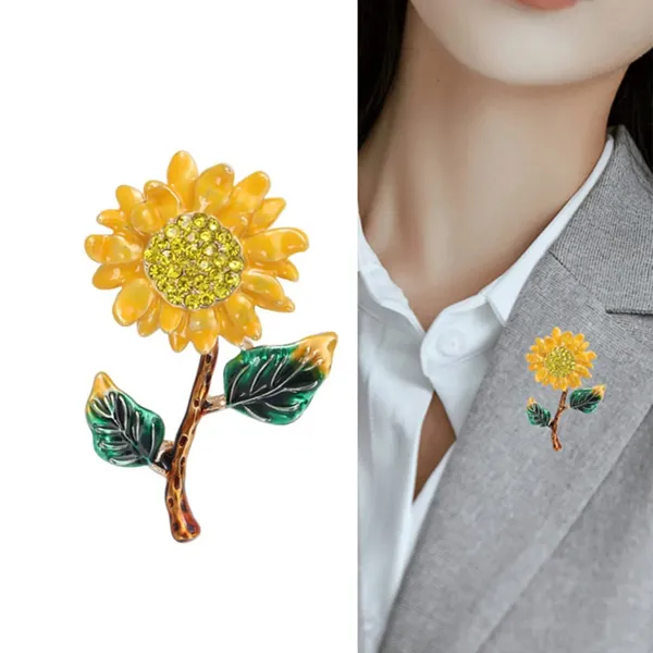 Yellow_Stainless_Steel_Alloy_Brooch_For_Unisex