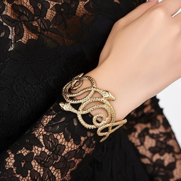 Gold_Stainless_Steel_Alloy_Bracelet_For_Women