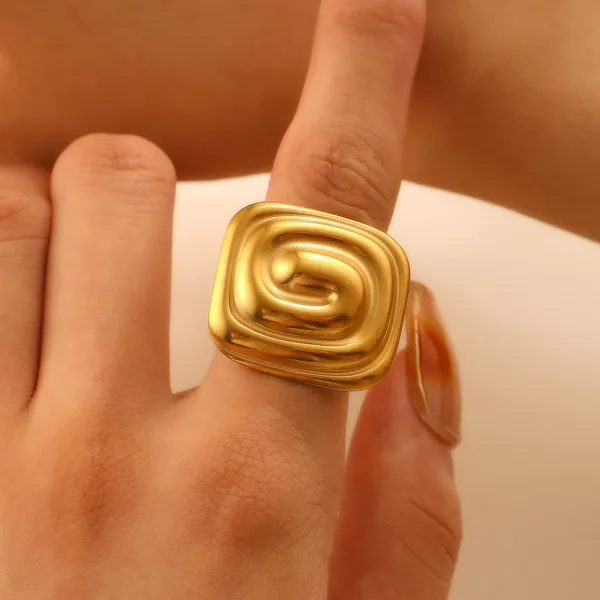 Gold_Stainless_Steel_Alloy_Ring_For_Women