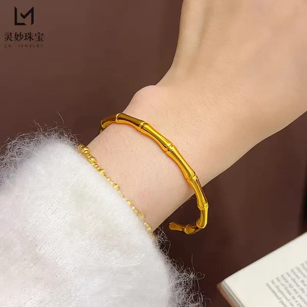 Gold_Stainless_Steel_Alloy_Bracelet_For_Women