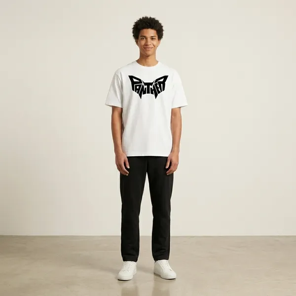 Oversized_T-Shirt_With_Panther_Written_On_It
