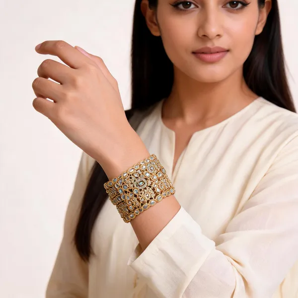 Gold_Metal_Kundan_Floral_Geometric_Bangle_Set_For_Women