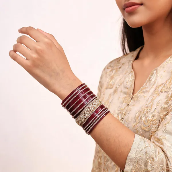 Maroon_Gold_Stone_Studded_Floral_Bridal_Bangle_Set_For_Women