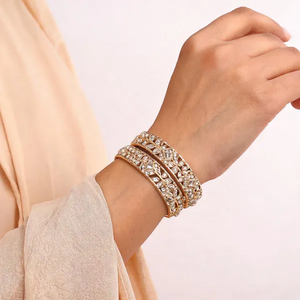 Gold_Metal_Kundan_Leaf_Cutwork_Bangle_Set_For_Women