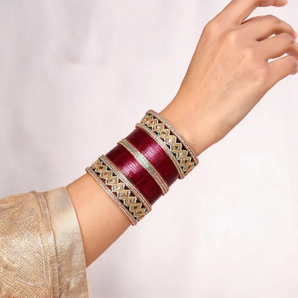 Maroon_Gold_Kundan_Mirror_Patchwork_Bridal_Chuda_Bangle_Set_For_Women