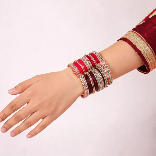 Maroon_Gold_Lac_Mirror_Kundan_Bridal_Bangle_Set_For_Women