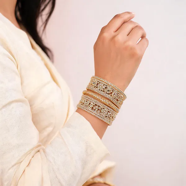 Gold_Metal_Kundan_Floral_Bridal_Bangle_Set_For_Women