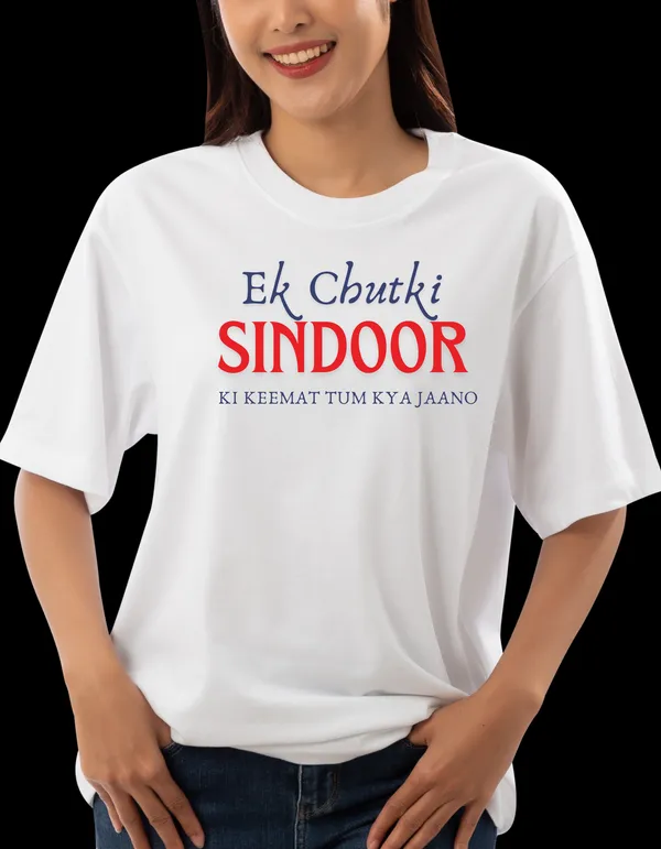 White_Pure_Cotton_Ek_Chutki_sindoor_he_Hindi_Quote_Graphic_T-Shirt_For_Women