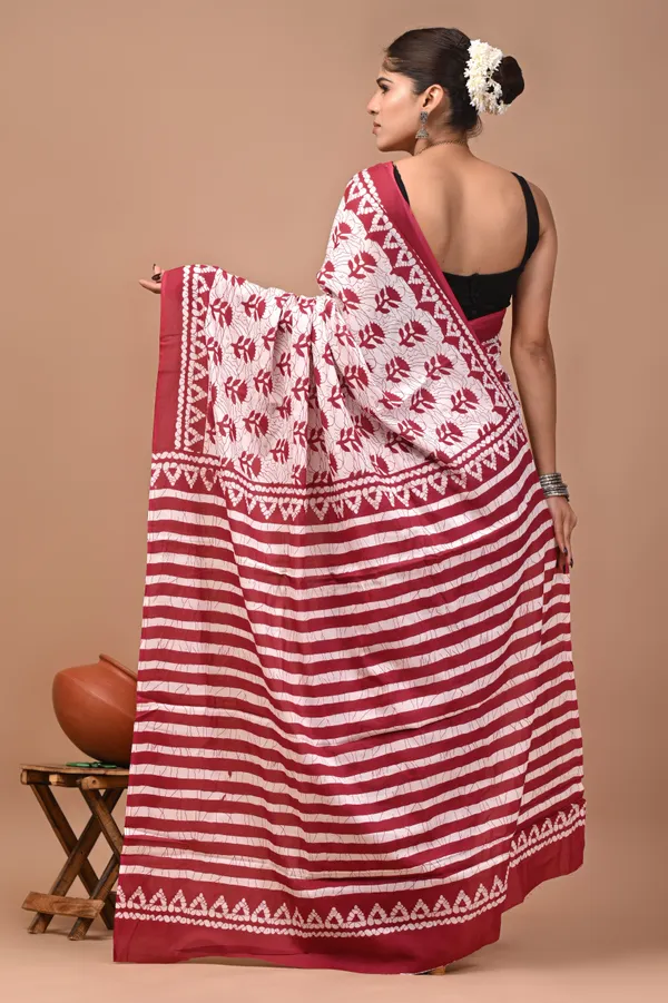 Red_And_White_Cotton_Mulmul_Floral_Block_Print_Saree_For_Women
