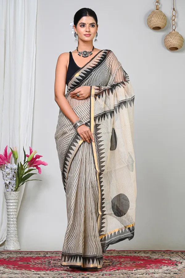 Off_White_And_Black_Kota_Doriya_Geometric_Handloom_Saree_For_Women
