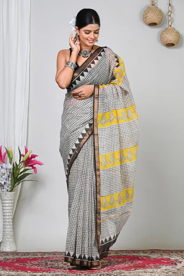 Off_White_And_Yellow_Kota_Doriya_Checkered_Handloom_Saree_For_Women