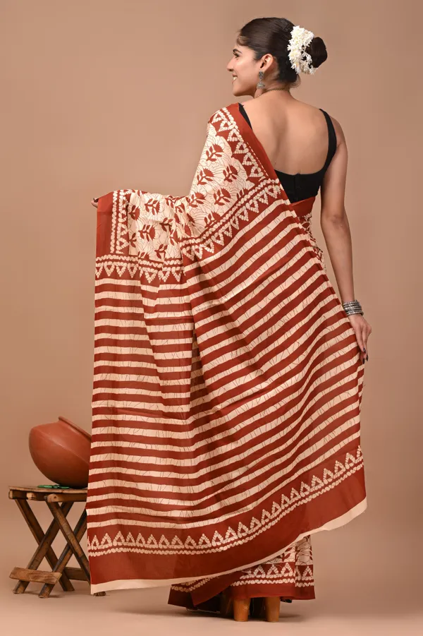 Beige_Cotton_Mulmul_Printed_Red_Border_Saree_For_Women