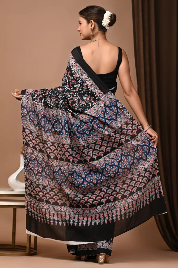 Black_Cotton_Mulmul_Printed_Saree_For_Women