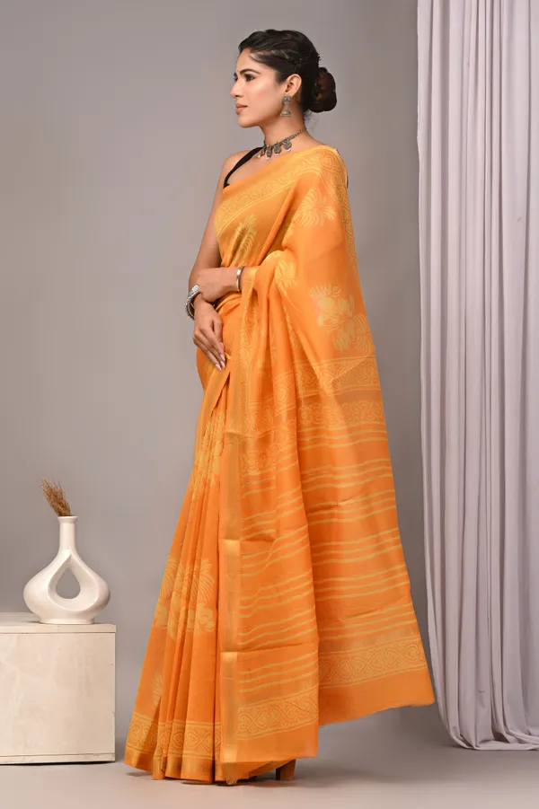 Orange_Maheshwari_Silk_Golden_Border_Woven_Saree_For_Women
