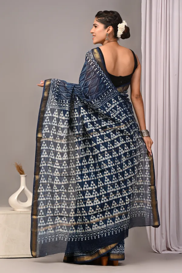 Navy_Blue_Maheshwari_Silk_Bandhani_Printed_Saree_With_Gold_Border_For_Women