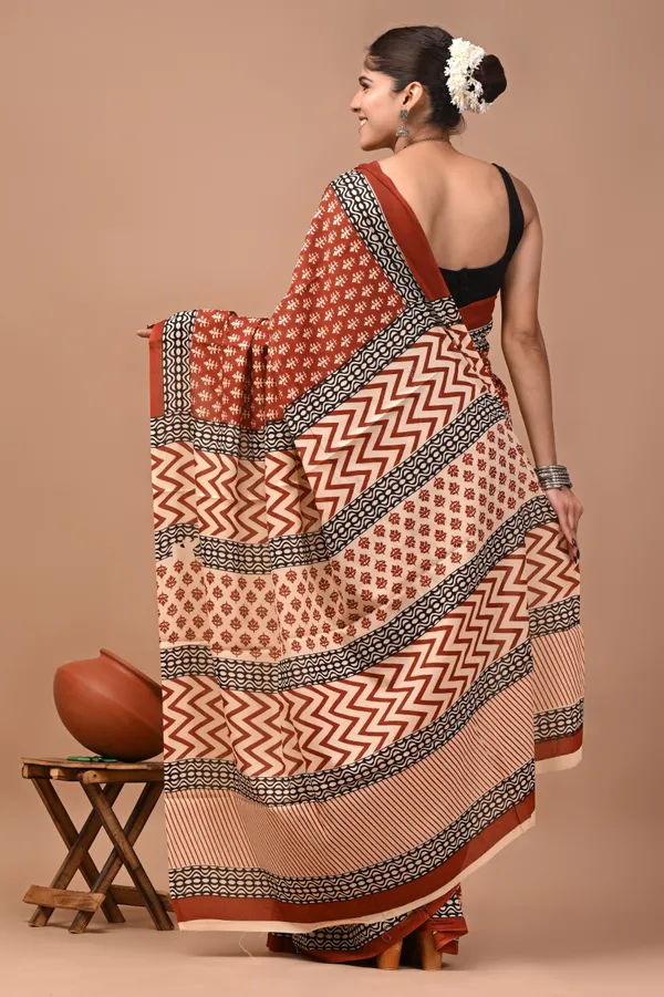 Rust_Cotton_Mulmul_Geometric_Print_Saree_For_Women