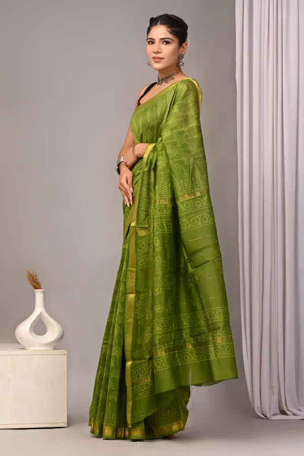 Green_Maheshwari_Silk_Jacquard_Traditional_Saree_For_Women